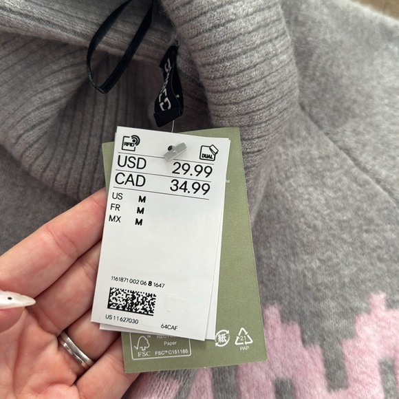 H&M Jacquard-Knit Turtleneck Sweater - Picture 3 of 4